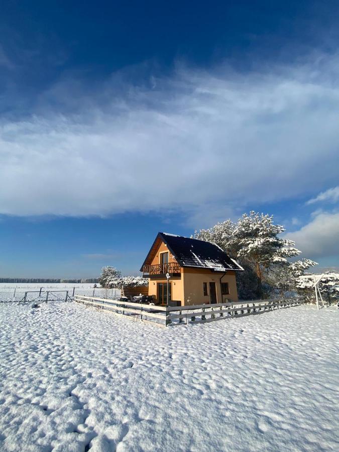 Zakatek Ciszy. Villa Sluchowo Exterior photo
